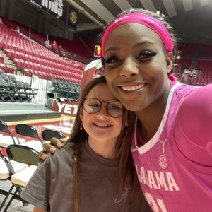 Meet your Posher, Addison